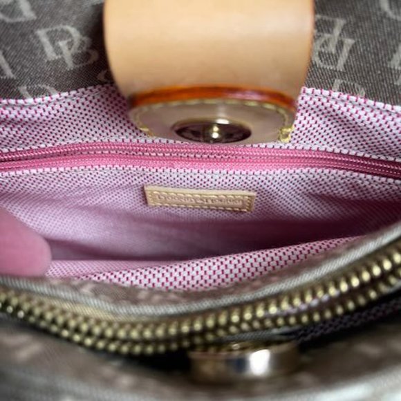 Dooney & Bourke cloth signature handbag/purse w leather straps. Light brown/tan. - Picture 7 of 11